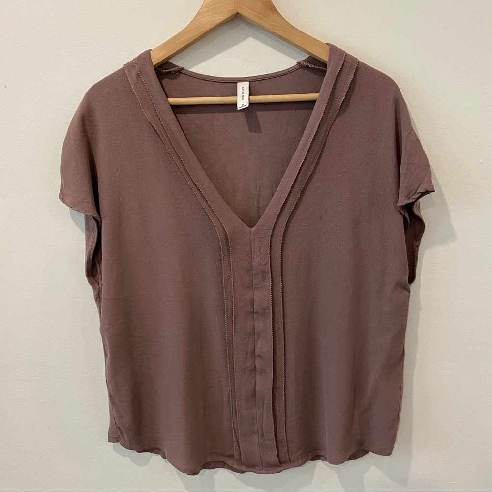 Gentle Fawn Mauve Short Sleeve Top